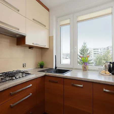Practical Family With 2 Bedrooms A Few Minutes From The Airport By Renters