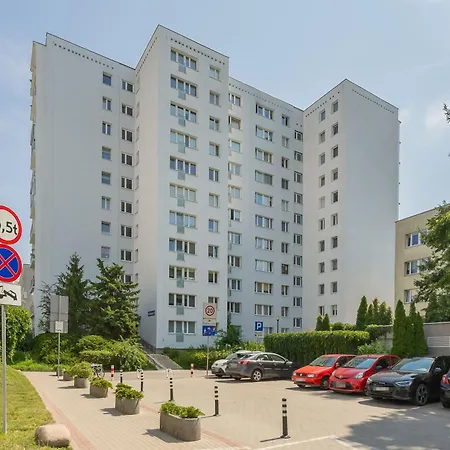 Apartman Practical Family With 2 Bedrooms A Few Minutes From The Airport By Renters